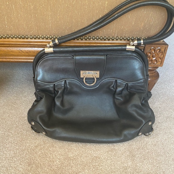 Ferragamo Nero Calf Hobo - Picture 4 of 12